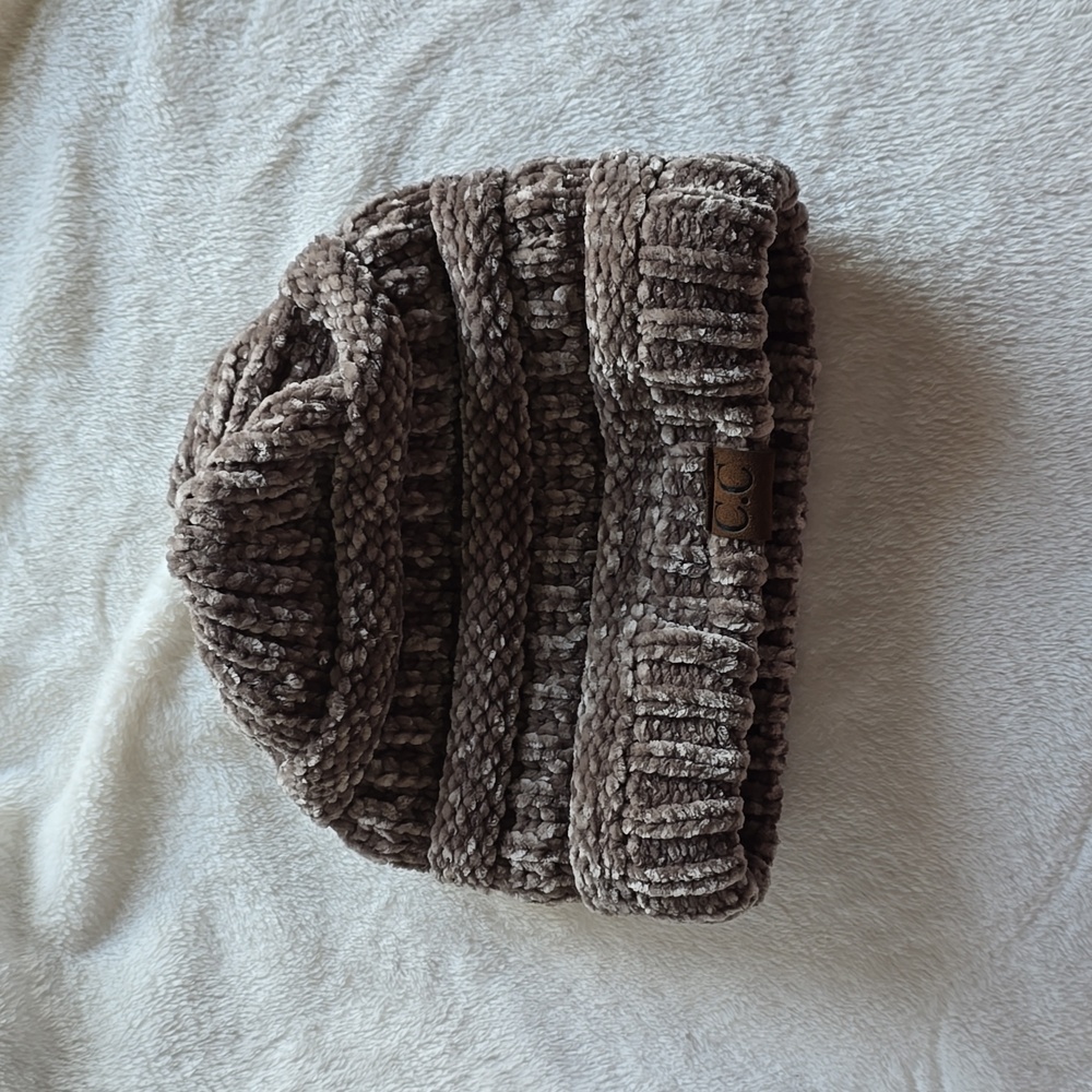C.C Knit Winter Hat Beanie Pure Brown Like New